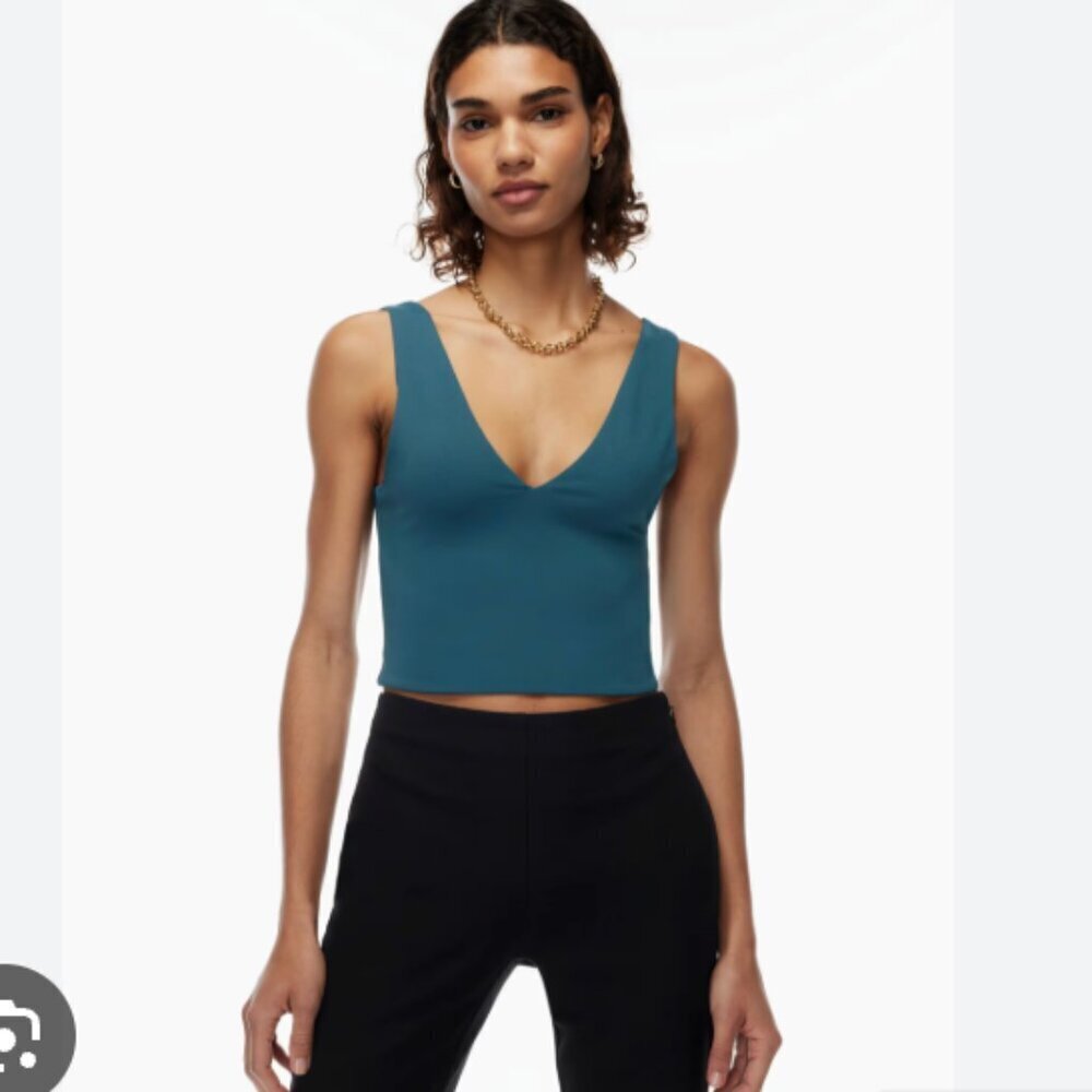 Babaton x Aritzia Contour V Neck Tank Top Blue Size Large